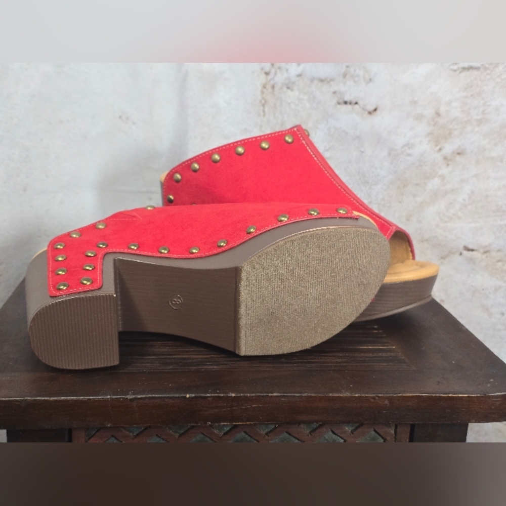 NEW Red Peep Toe Mules/Clogs, Chunky Heel, Stud Details, Suede Feel Size 8 - Picture 4 of 7